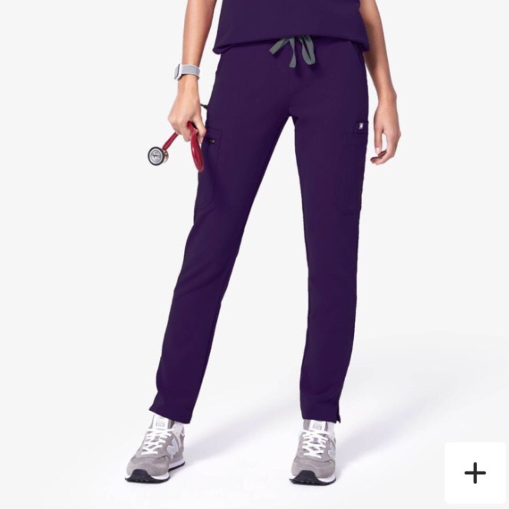 FIGS | NWT Yola Skinny Scrub Pants - Purple